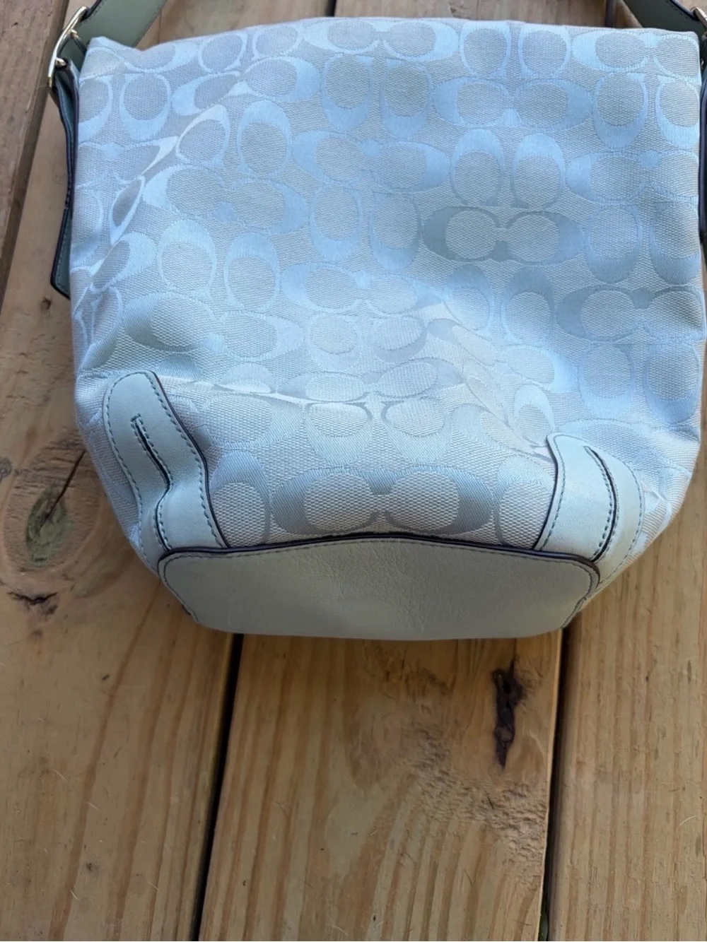 Coach vintage Y2K Light Blue Shoulder Bag